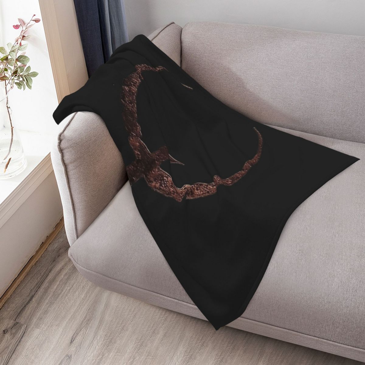 تي شيرت أساسي بشعار كويك 1. بط - مراجعة Home Decor Png وسعره
