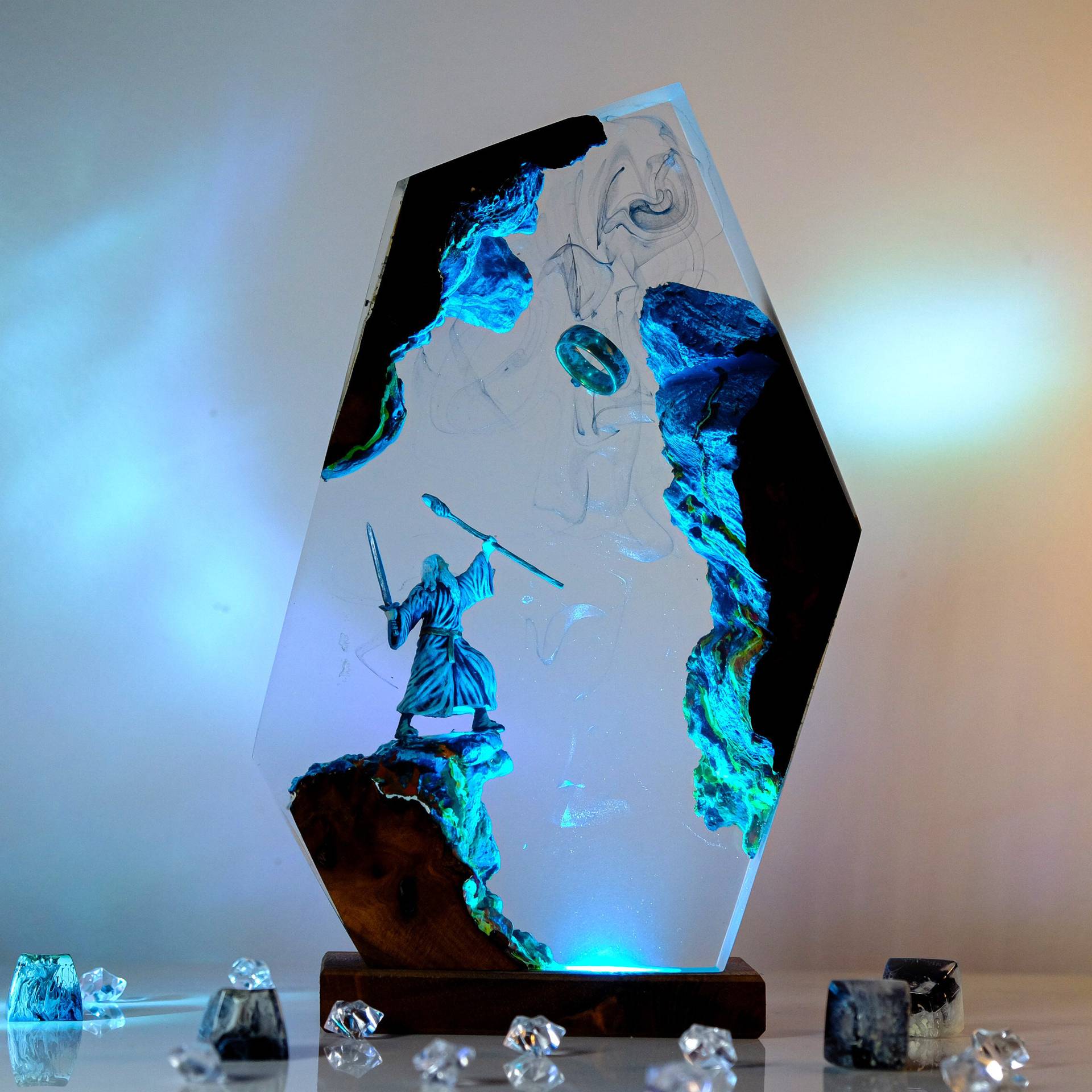 مصباح طاولة على شكل مشهد من في - مراجعة Home Decor Resin وسعره